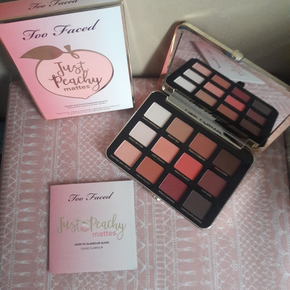 TOO FACED JUST PEACHY EYE SHADOW PALETTE